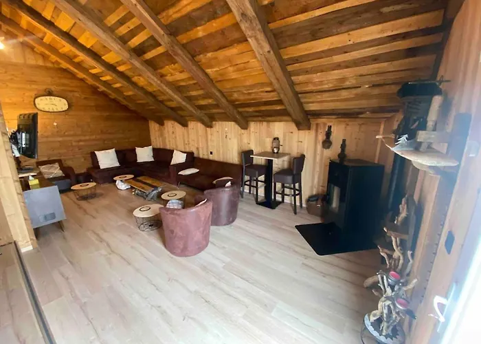 Le Fenil-logis Sauna Bain Nordique Salle Cinema *